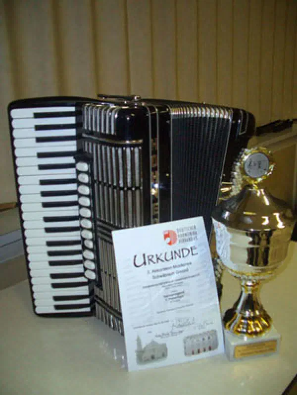 Akkordeon-Orchester Köngen erspielt den 1. Platz