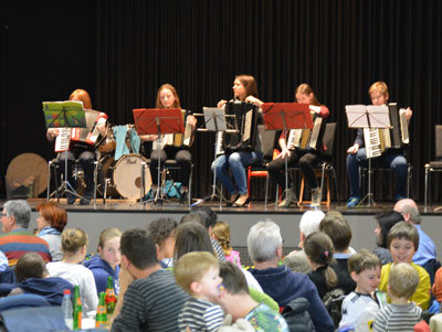 akkordeonschueler beim vors