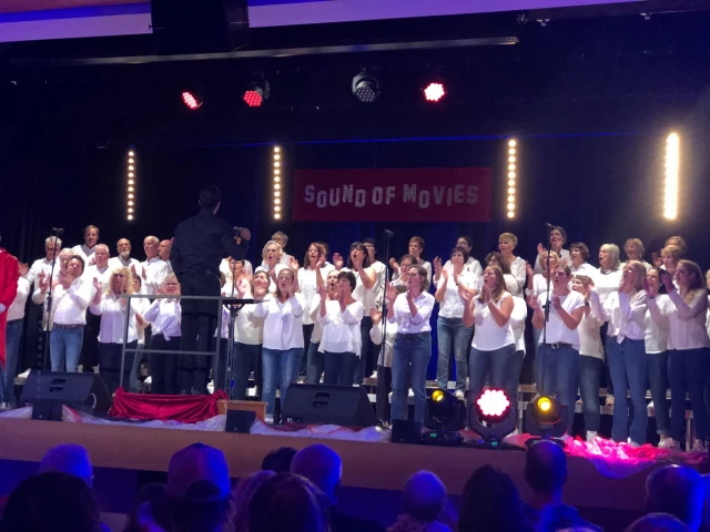 Der Chor in.takt beim Herbstkonzert