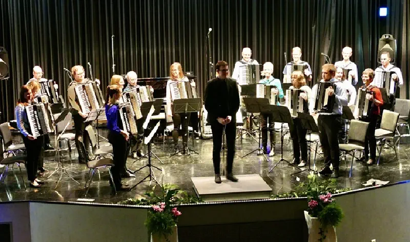 2. Akkordeonorchester