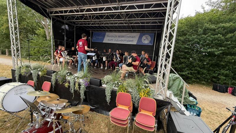 Auftritt des 2. Akkordeonorchesters